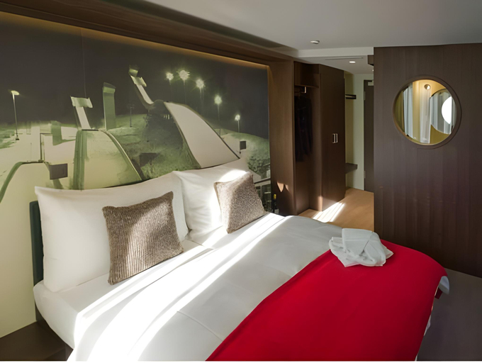Bedroom 9