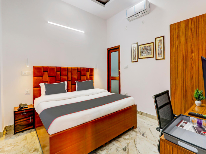 Others 5, Jewar Inn, Lucknow