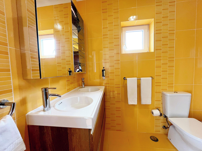 Bathroom 3