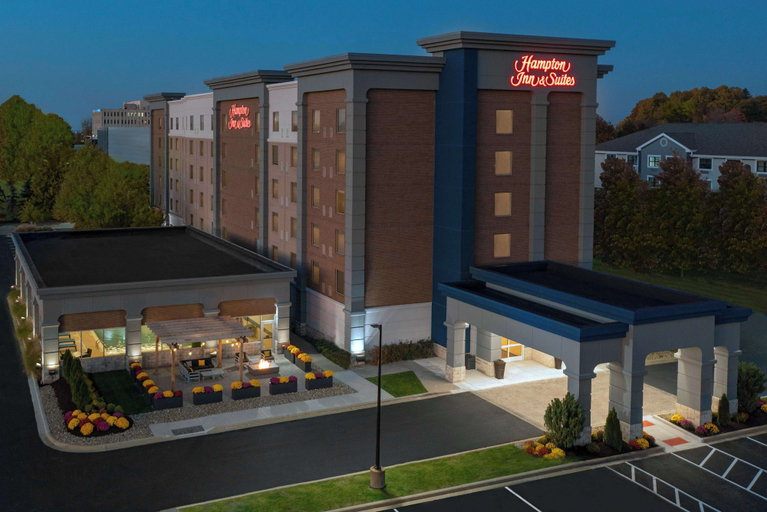 Hampton Inn & Suites Cleveland-Beachwood, Cuyahoga