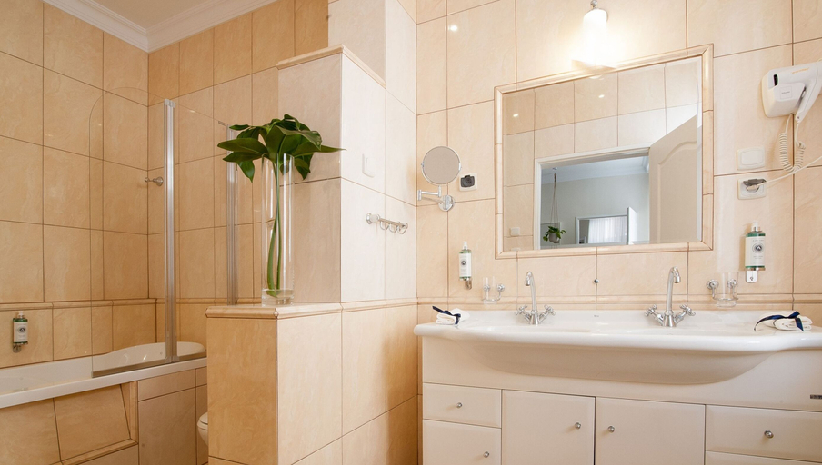Bathroom 3, Hotel AWO, Gniezno