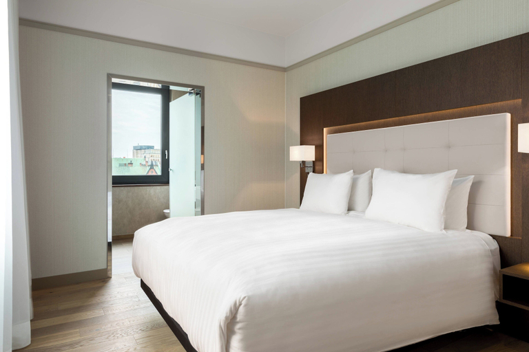 Bedroom 4, AC Hotel by Marriott Wroclaw, Środa Śląska