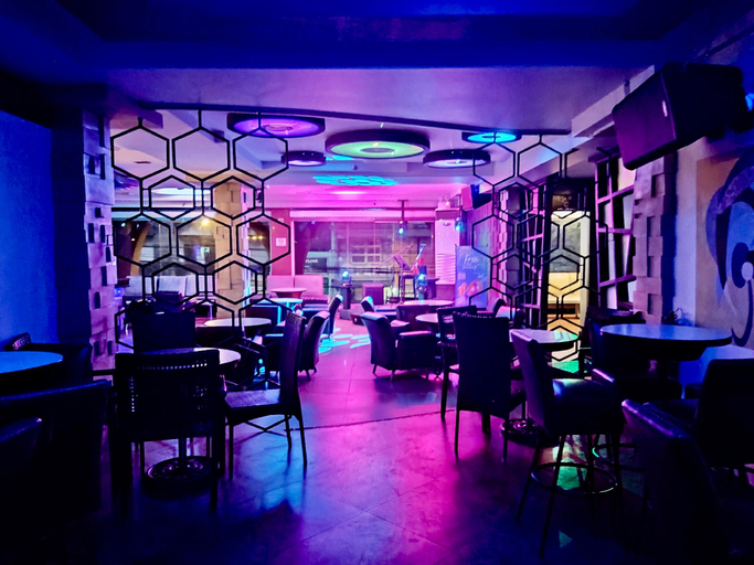 Food & Drinks 5, MO2 Westown Hotel San Juan, Bacolod City