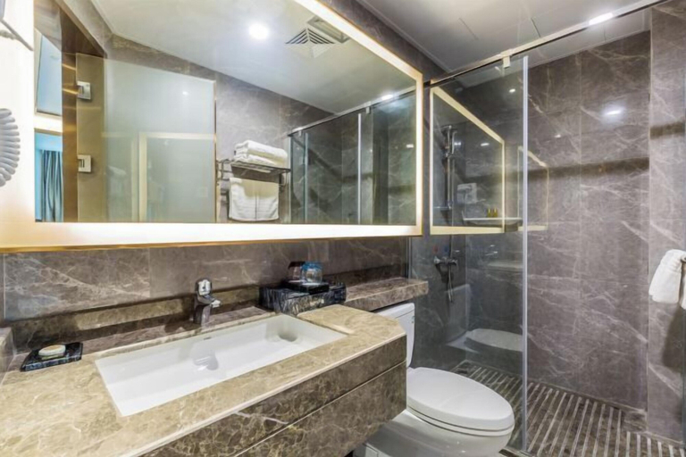 Bathroom 20