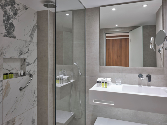 Bathroom 5, Atlantica Sungarden Park