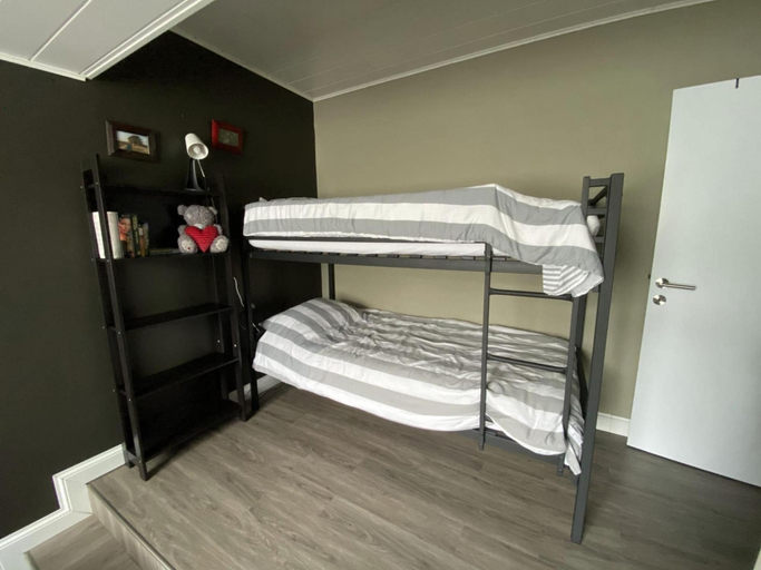Bedroom 5, Cosy Vacation Home for 8 Persons, Limburg