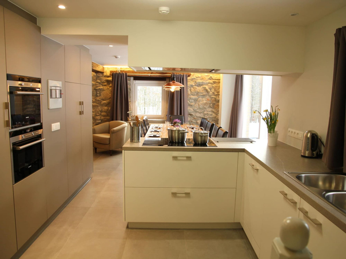 Others 4, Pet-friendly villa in Ondenval, Liège