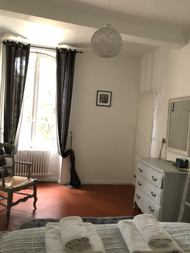 Others 5, Chateau la Sable, chambres d'hotes, Vaucluse