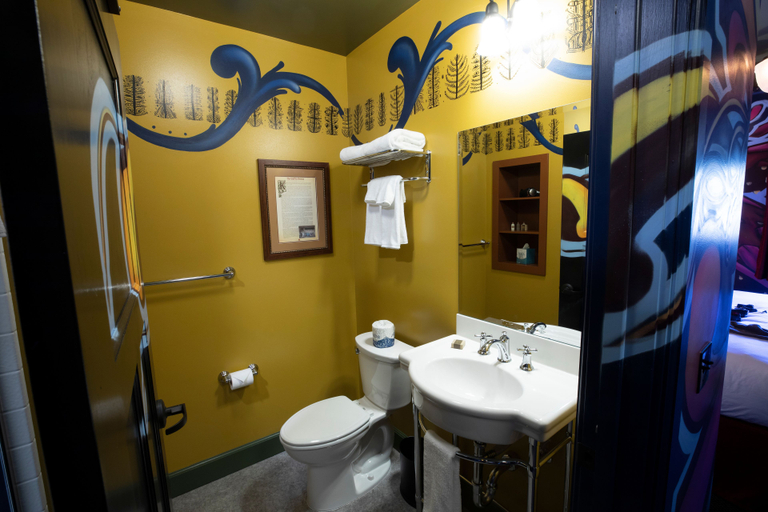 Bathroom 3, McMenamins Elks Temple, Pierce