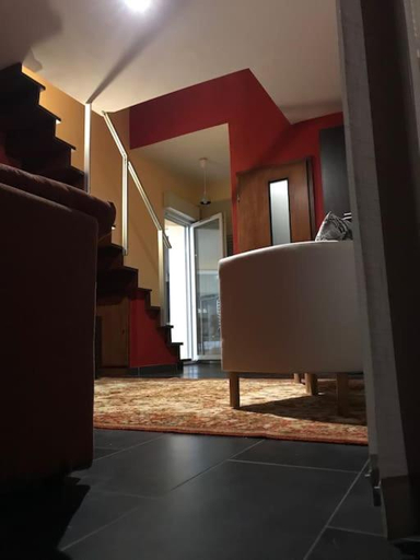 Others 5, Logement avec piscine, Haut-Rhin