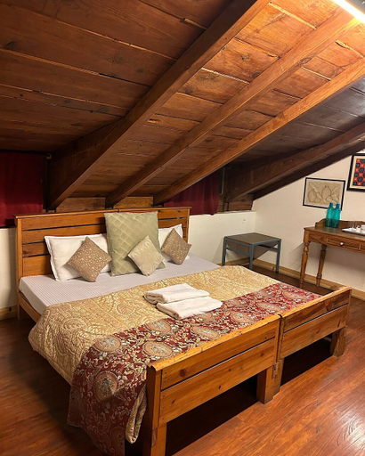 Bedroom 2, Frozen Woods Resorts, Nainital