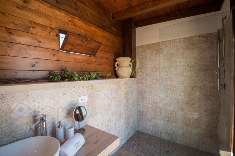 Bathroom 3, TD Casale Del Vento in the Countryside with Pool, Bari