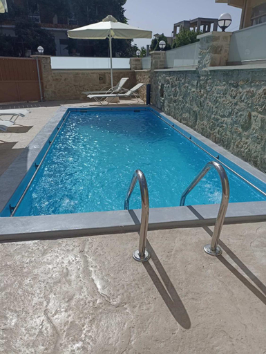 Swimming pool 5, The center of Crete, Crete