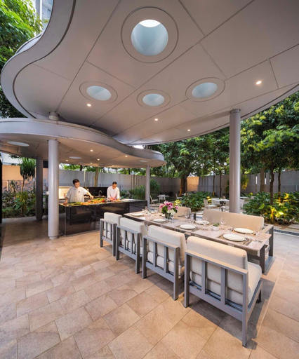 Food & Drinks, Fraser Residence Orchard, Singapore, Singapura