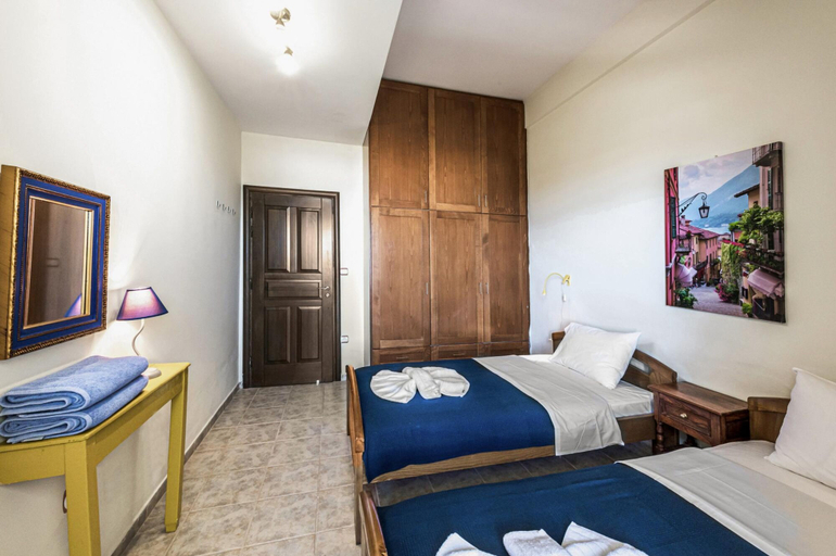 Room 5, Dim Art Villa - With Private Pool, Crete