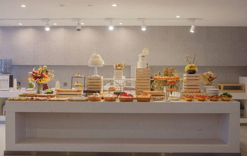 Food & Drinks 5, PuSu Hotel-YangShuo West Street, Guilin