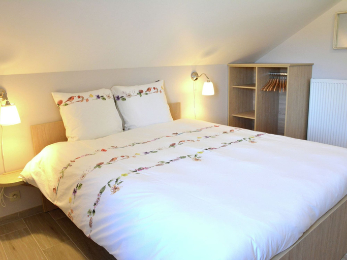 Bedroom 2, Home in Ovifat With Sauna, Liège