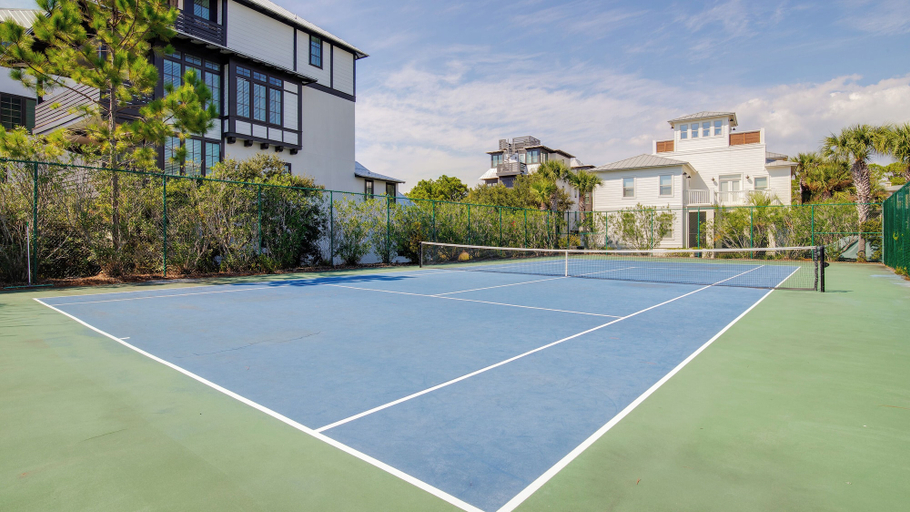 Exterior & Views 2, Stunning 2 Br/2 BA Third Floor Unit Directly On Santa Rosa Beach! Sleeps 6!, Walton