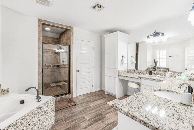 Bathroom 4, Sunrise Paradise - Pet Friendly! Community Pool!, Nueces
