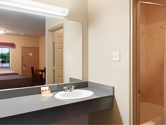 Bathroom 6