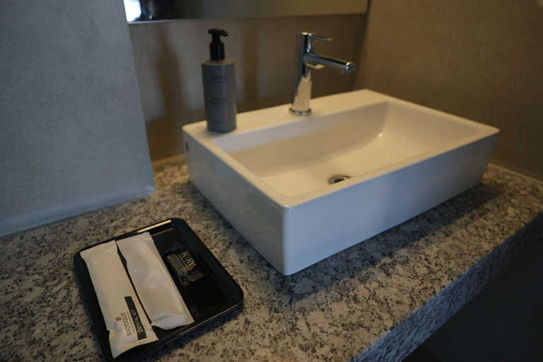 Bathroom 3, Playotel Resort Kasauli, Solan