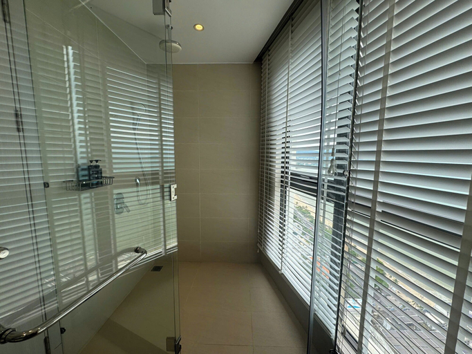 Bathroom 9