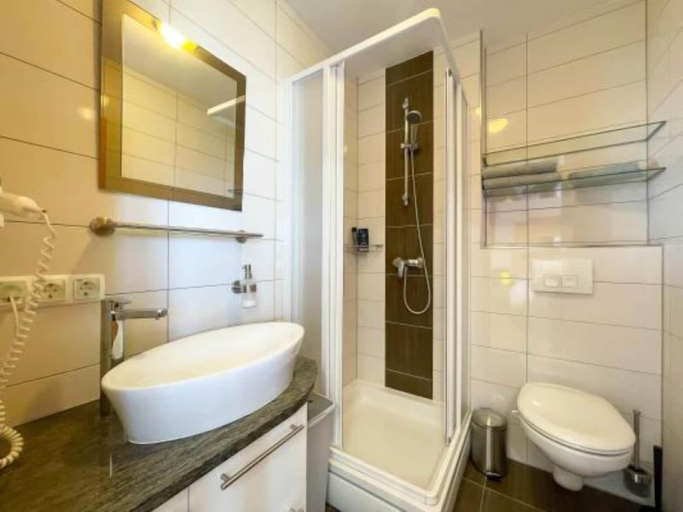 Bathroom 3, Studio apartment Sams 3, Novi Vinodolski