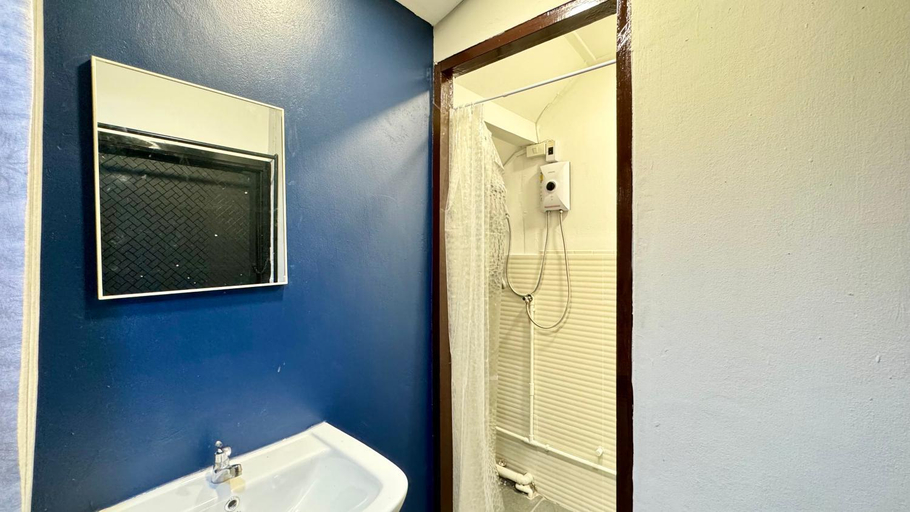 Bathroom 5