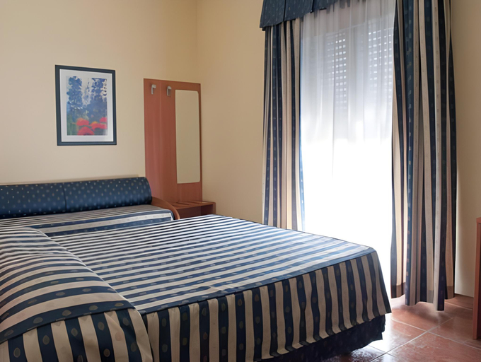 Bedroom 15