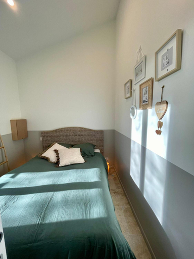 Bedroom 12