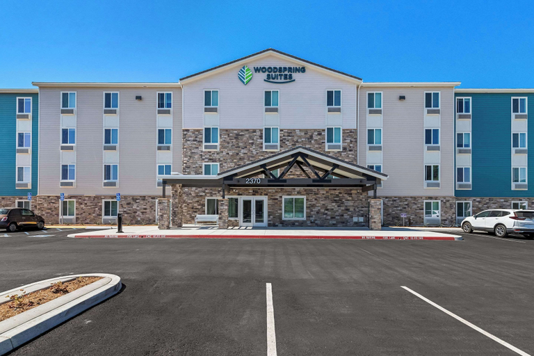 Exterior & Views 1, Woodspring Suites Corona, Riverside