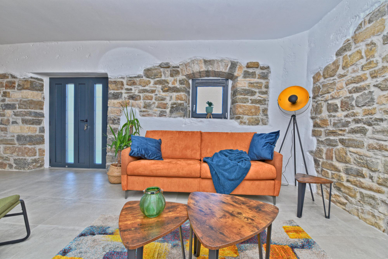 Others 4, House 2140, Grožnjan