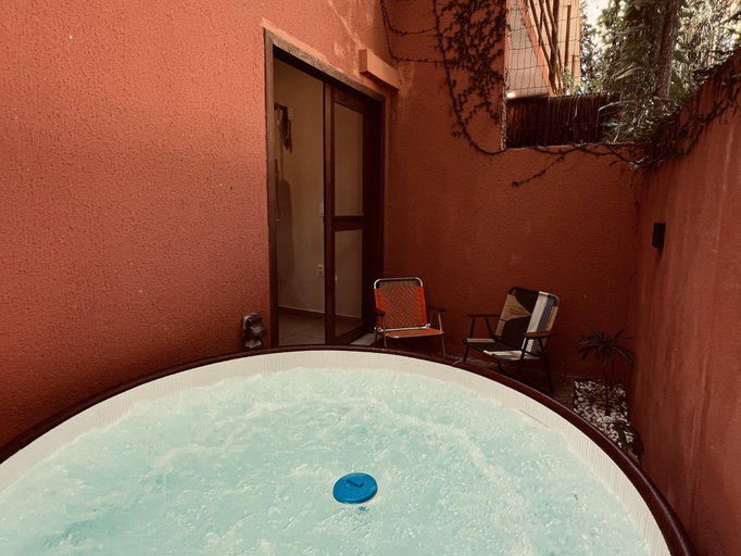 Swimming Pool 4