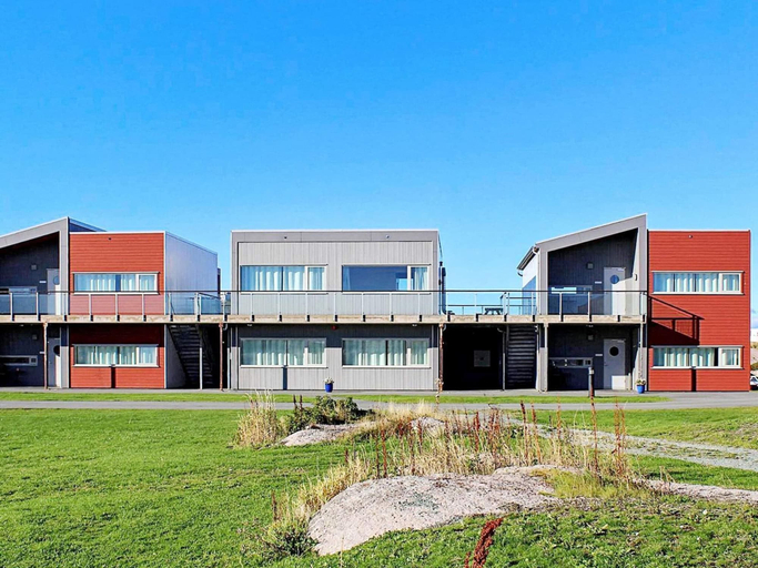 Exterior & Views 2, 4 Person Holiday Home in Sula, Frøya