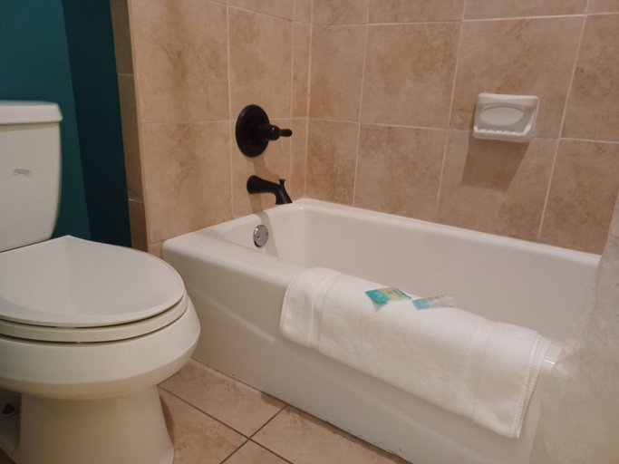 Bathroom 4