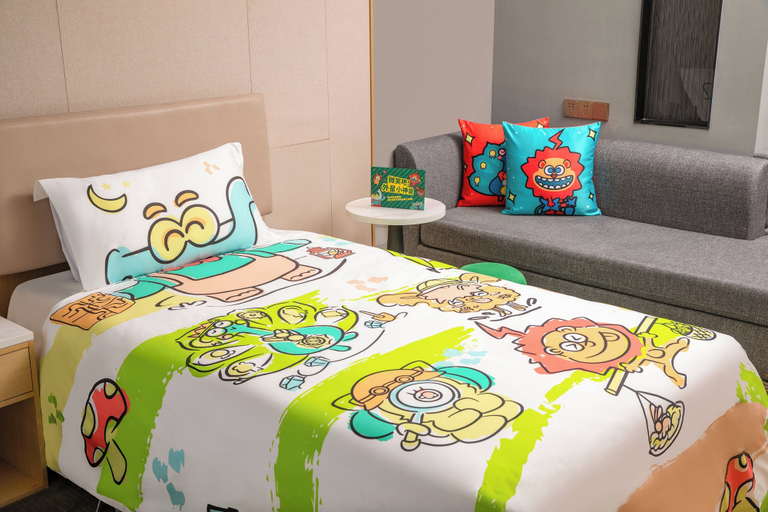 Bedroom 12
