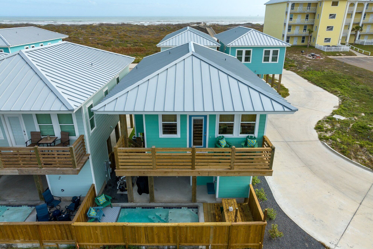 Exterior & Views 2, St. Jo's Bungalow, Nueces