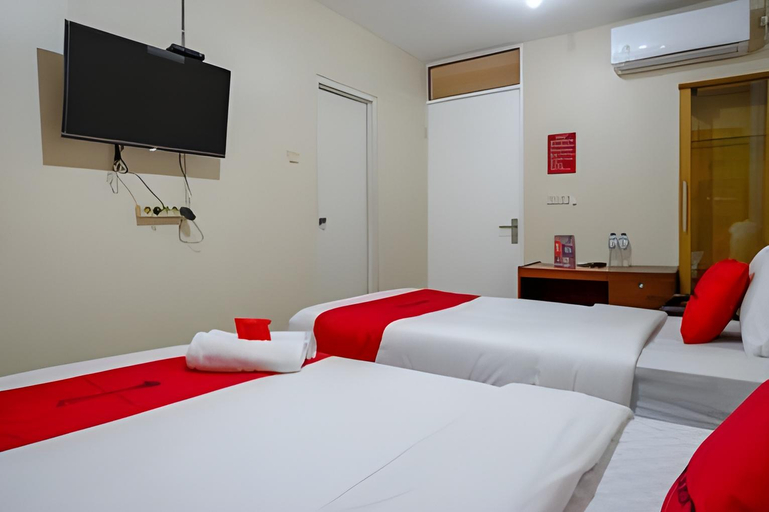 Bedroom 8