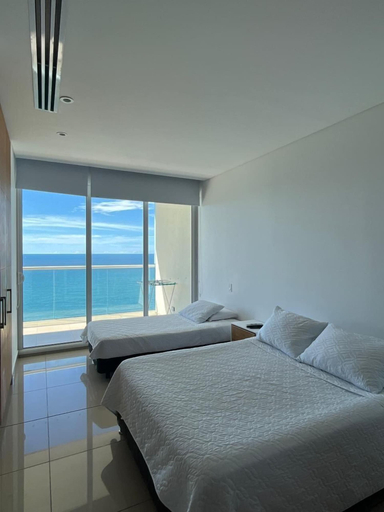 Others 3, Condominio H2, Cartagena de Indias