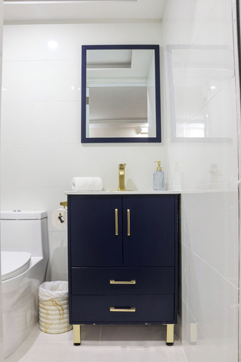 Bathroom 4, Rooms Boutique by Annie's