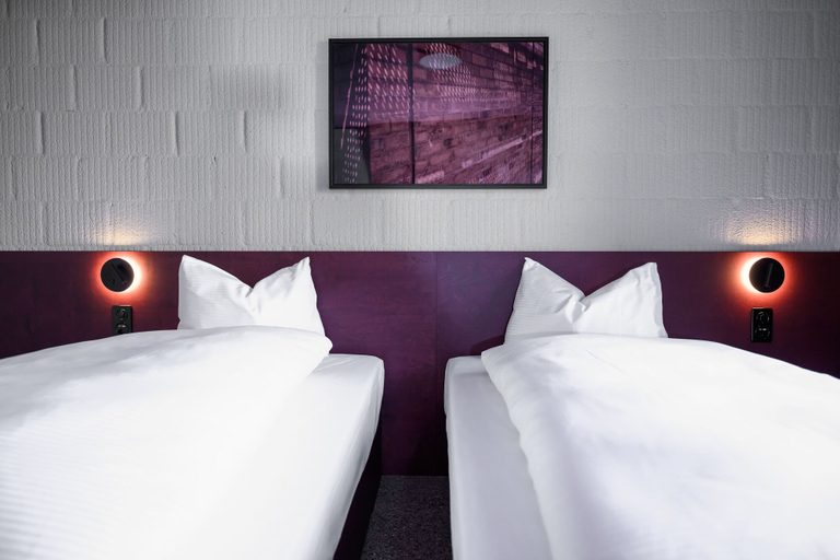 Bedroom 3, BRIX - Self Check-In Hotel, Zug