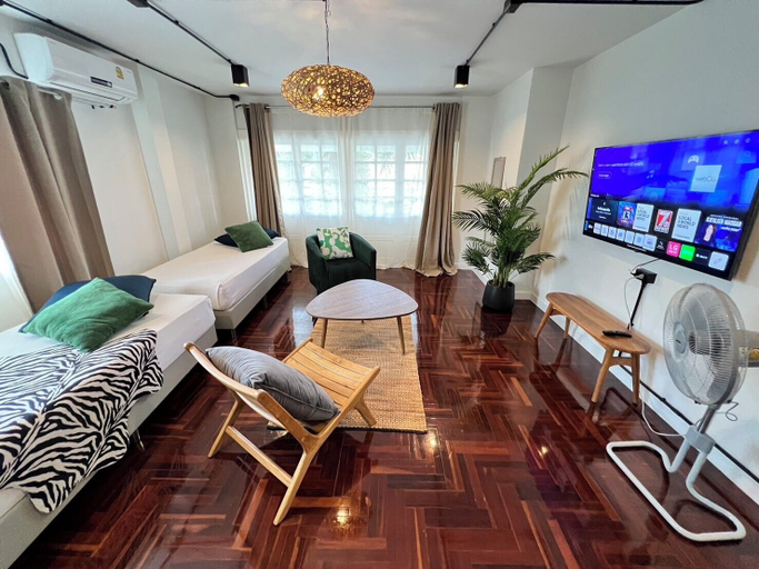 Bedroom 21