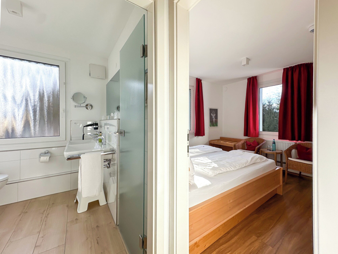 Bedroom 5, Hotel Lafette, Breisgau-Hochschwarzwald