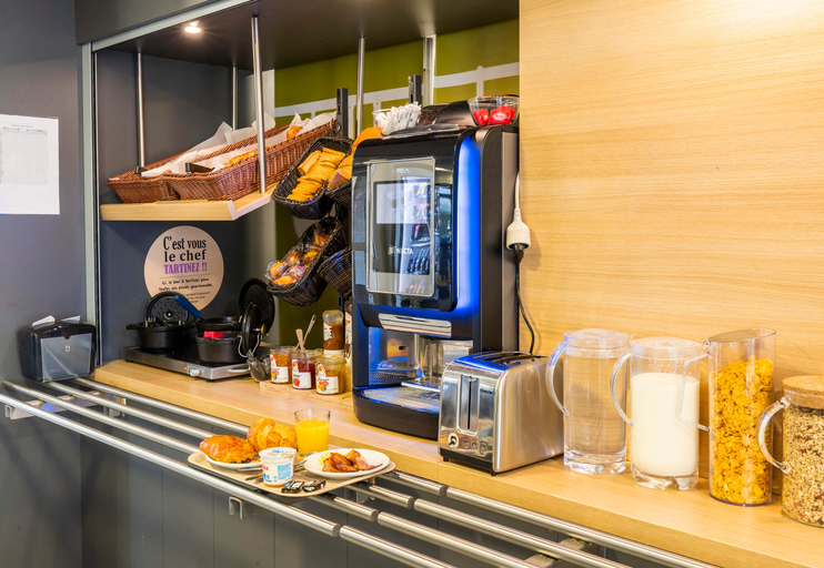 Food & Drinks 5, B&B Hotel Auxerre Bourgogne, Yonne