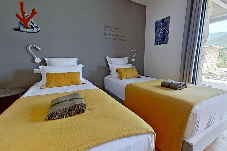 Bedroom 3, Bergeries de l'Argiale - ARGHJALE - hotel, Corse-du-Sud