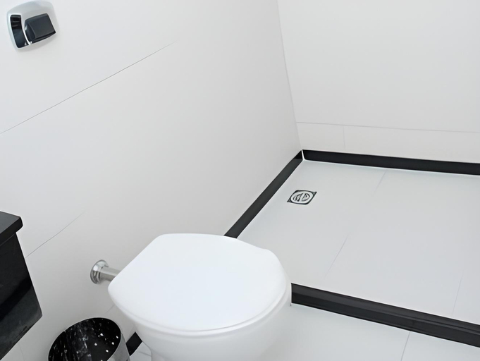Bathroom 3