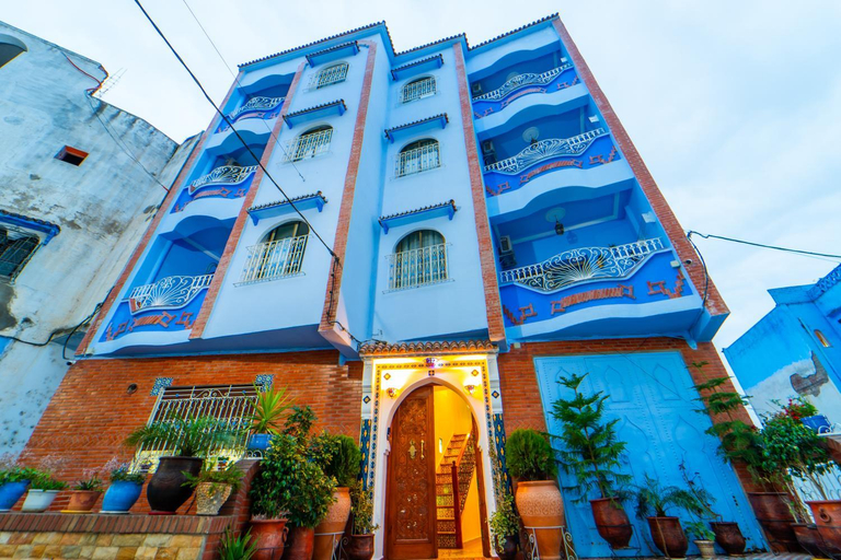 Exterior & Views