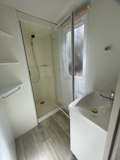 Bathroom 4, Happy Camp in Camping Park Umag, Brtonigla