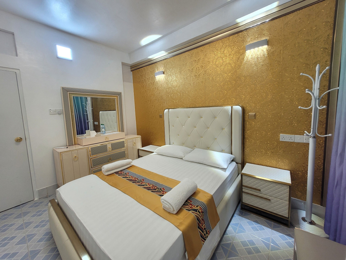 Bedroom 2, ontrack travel Male Maldives, Malé