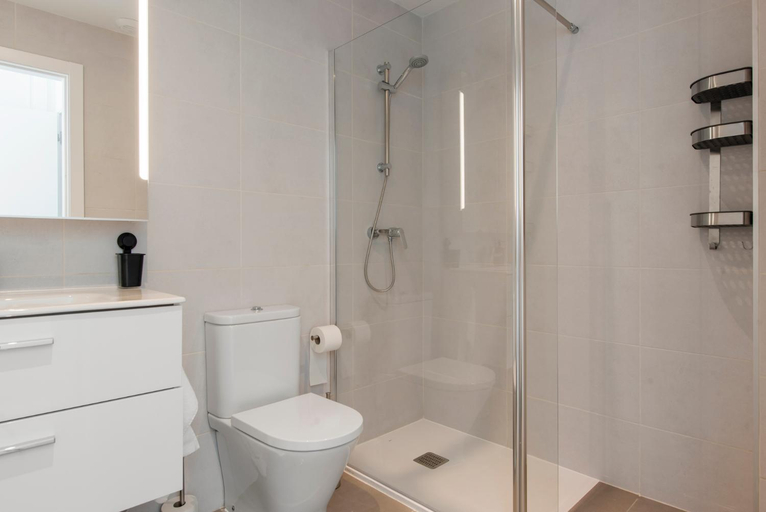 Bathroom 4, Central apartment with big roof terrace, Málaga